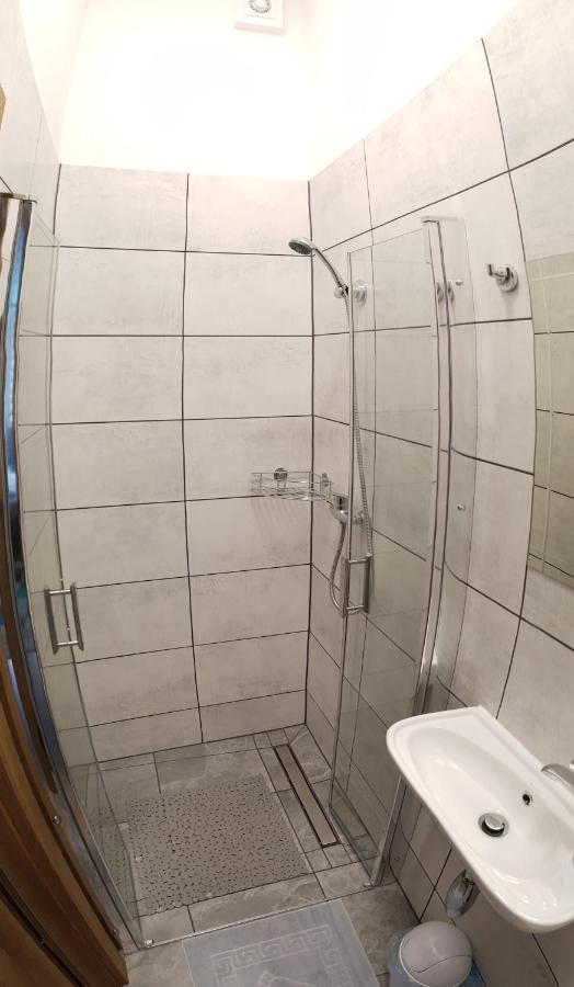 Noclegi Przy Dworcu Pkp Wrocław Exterior foto