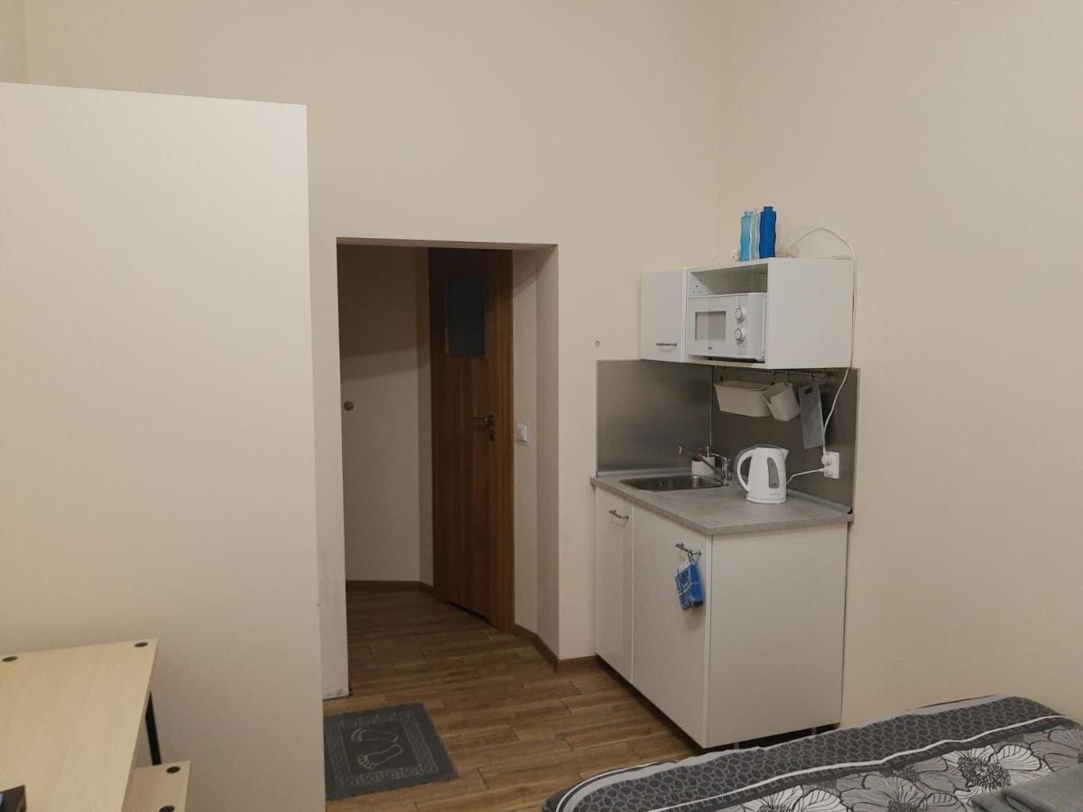 Noclegi Przy Dworcu Pkp Wrocław Exterior foto